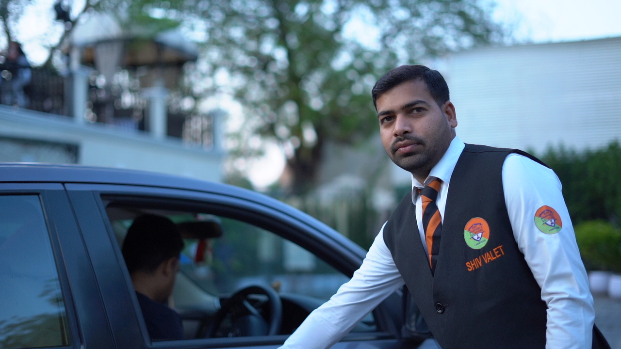 Shiv Manpower Solutions valet parking team on duty